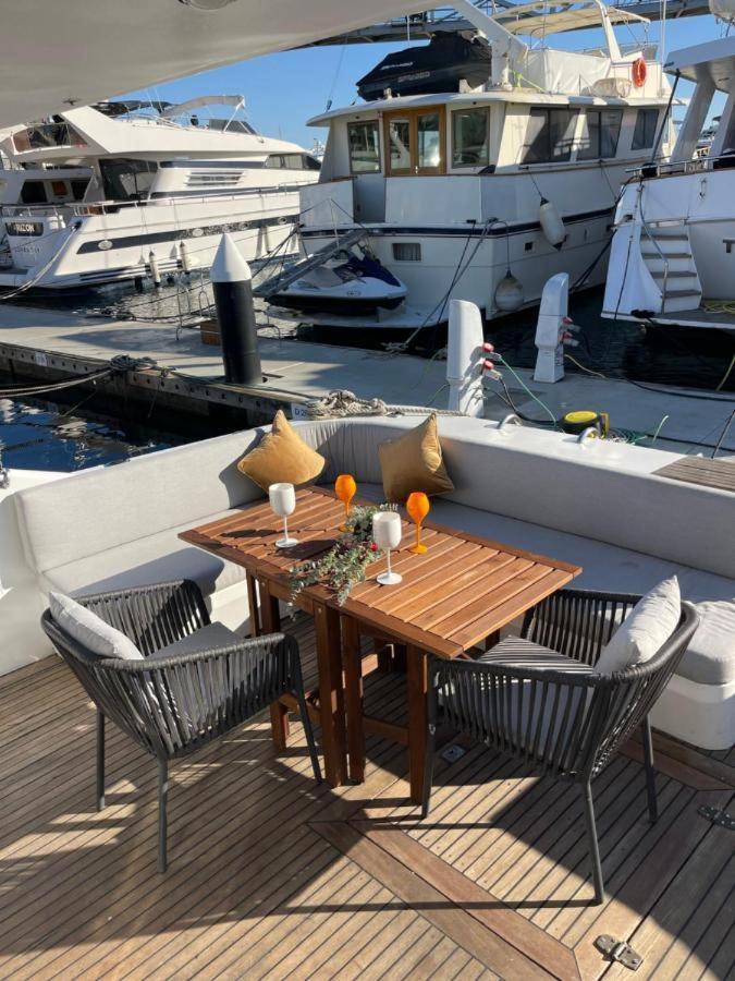 Yate Hotel Stv Barcelona Zewnętrze zdjęcie